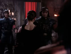 extant_XenaWarriorPrincess_4x07-LockedUpAndTiedDown_3411