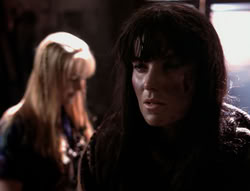 extant_XenaWarriorPrincess_4x07-LockedUpAndTiedDown_3425
