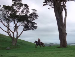 4x08-Crusader_000040