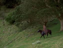 4x08-Crusader_000053