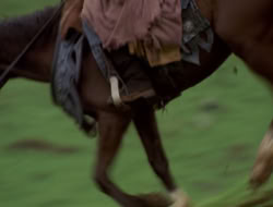 4x08-Crusader_000098