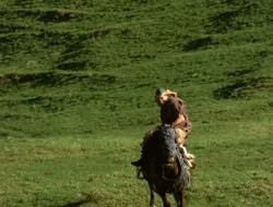 4x08-Crusader_000128