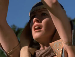 4x08-Crusader_000209