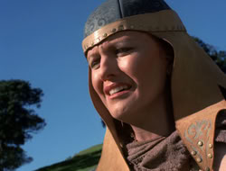 4x08-Crusader_000253