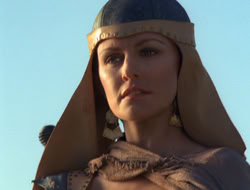4x08-Crusader_000479