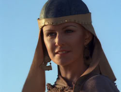 4x08-Crusader_000487