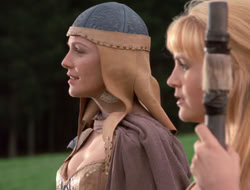 4x08-Crusader_000734
