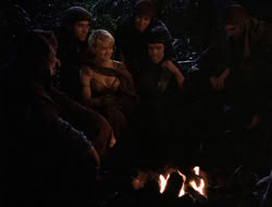4x08-Crusader_000785