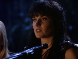 4x08-Crusader_000903