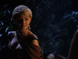 4x08-Crusader_000945
