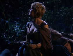 4x08-Crusader_000980