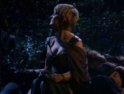 4x08-Crusader_000982