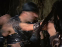 4x08-Crusader_001121