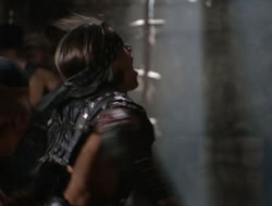 4x08-Crusader_001149