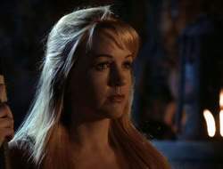 4x08-Crusader_001573