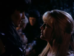 4x08-Crusader_001985