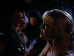4x08-Crusader_001986
