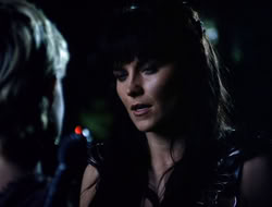 4x08-Crusader_002051