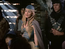 4x08-Crusader_002285