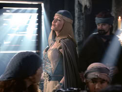 4x08-Crusader_002294