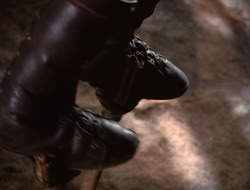 4x08-Crusader_002876