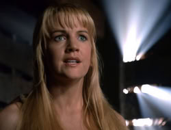 4x08-Crusader_002939