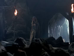 4x08-Crusader_003170