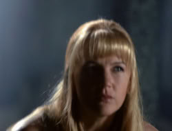 4x08-Crusader_003229