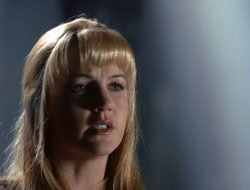 4x08-Crusader_003231