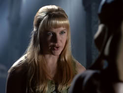 4x08-Crusader_003239