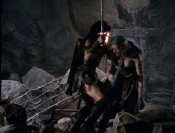 4x08-Crusader_003569