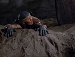 4x08-Crusader_003586