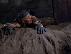 4x08-Crusader_003588