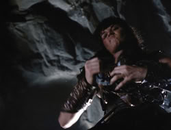 4x08-Crusader_003619