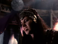 4x09-PastImperfect_000698