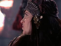 4x09-PastImperfect_000846