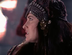 4x09-PastImperfect_000847
