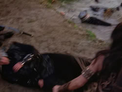 4x09-PastImperfect_001500