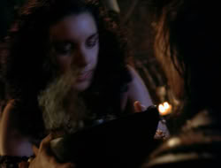 4x09-PastImperfect_002362