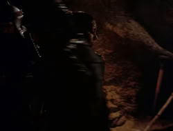 4x09-PastImperfect_002454