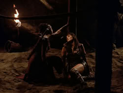 4x09-PastImperfect_002460