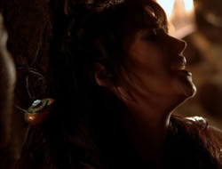 4x09-PastImperfect_002471