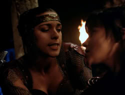 4x09-PastImperfect_002483