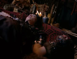 4x09-PastImperfect_002610