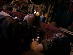 4x09-PastImperfect_002611