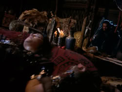 4x09-PastImperfect_002613