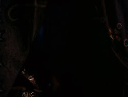 4x09-PastImperfect_002694