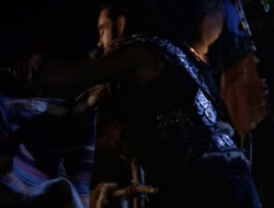 4x09-PastImperfect_002733