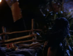 4x09-PastImperfect_002844