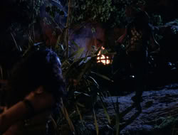4x09-PastImperfect_002853